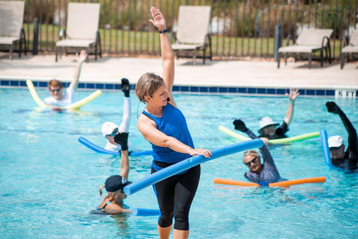 مربی فيتنس در آب آکادمی فیتنس اروپا